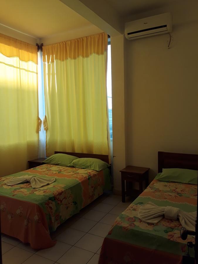 Hotel Alma Trinidad エクステリア 写真